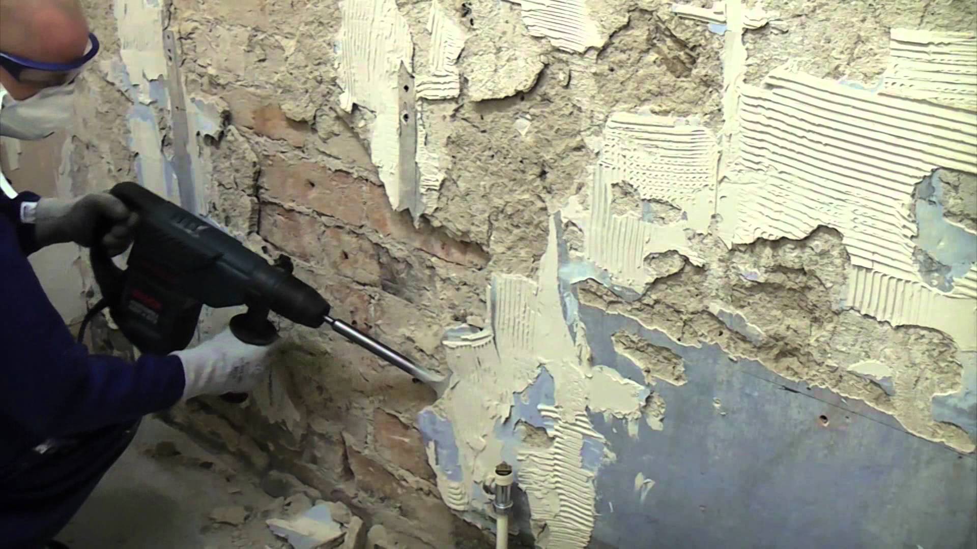 как убрать цемент со стены